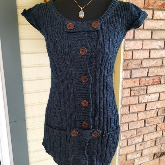 (031) Papaya NY women's medium Black knit, short sleeve sweater top - Picture 1 of 7